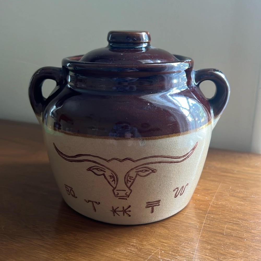 Monmouth Longhorn Crock Pot